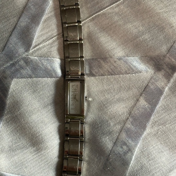DKNY watch with silver link band - Picture 2 of 4